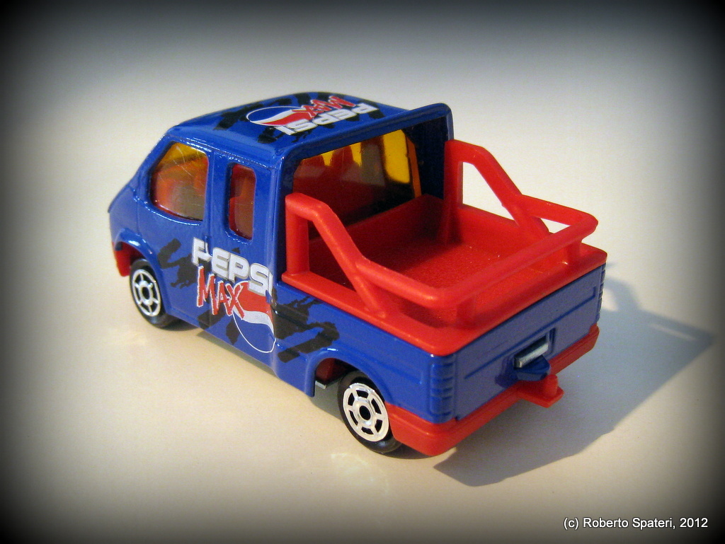Majorette Ford Transit (n.243)